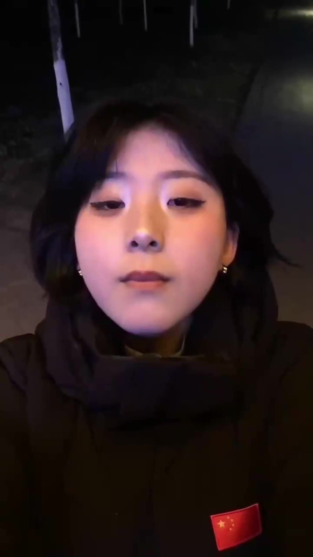 五菱车友群 约炮调教 众多04年妹子 车友群变大型验货现场