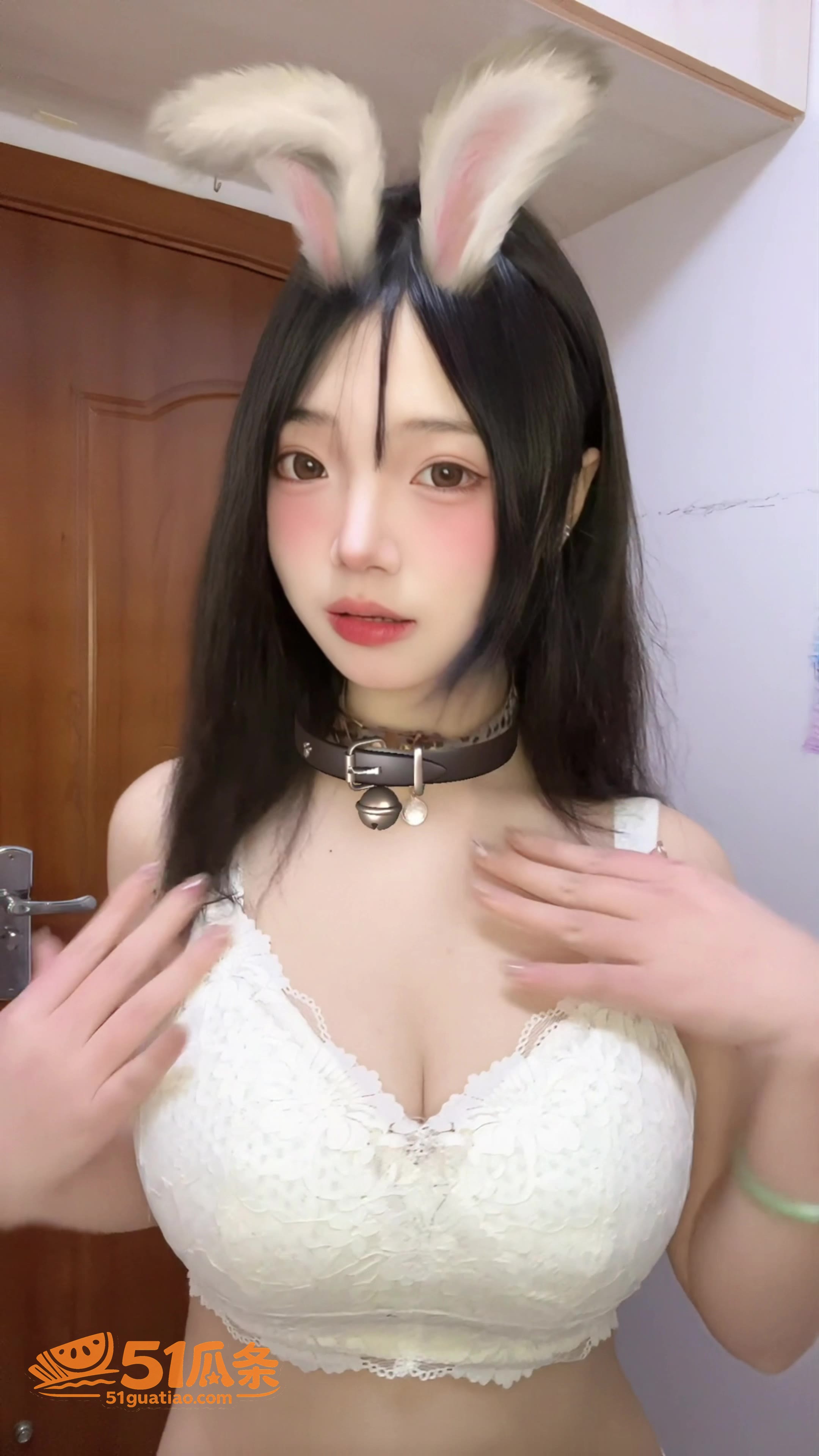 清纯大学生 穿兔耳内相关图片6
