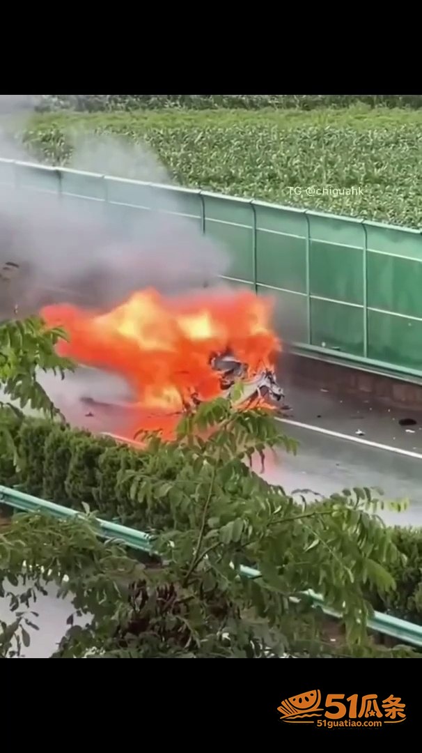 小米汽车 云南高速车相关图片5