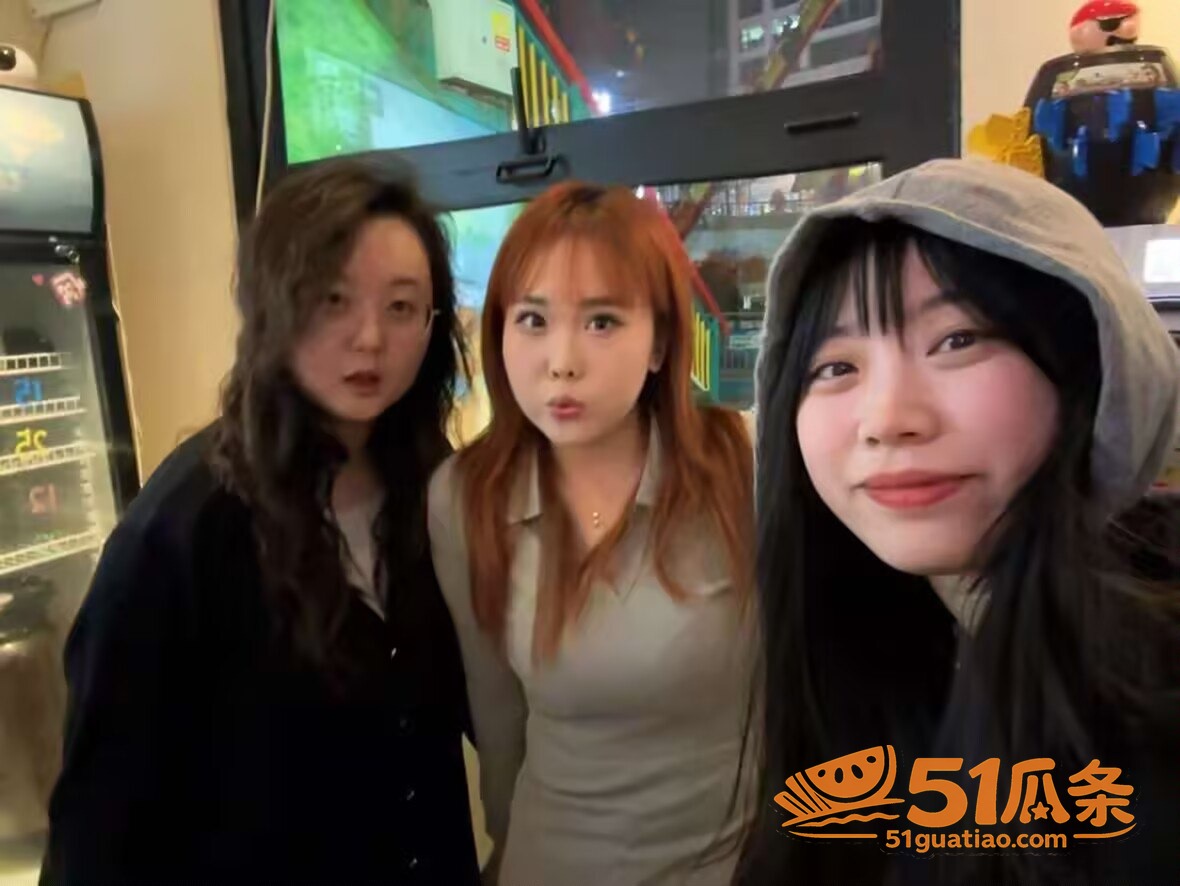 反差婊 杨婷 巨乳学相关图片6