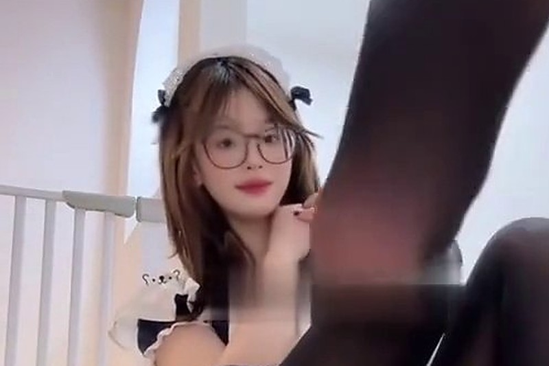 小今大王 抖音嫩妹私密身份曝光 坐拥数十万粉丝