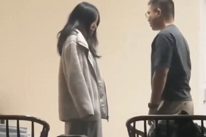 天津现代传媒职业学院 窗帘门反转 并非教师宿舍