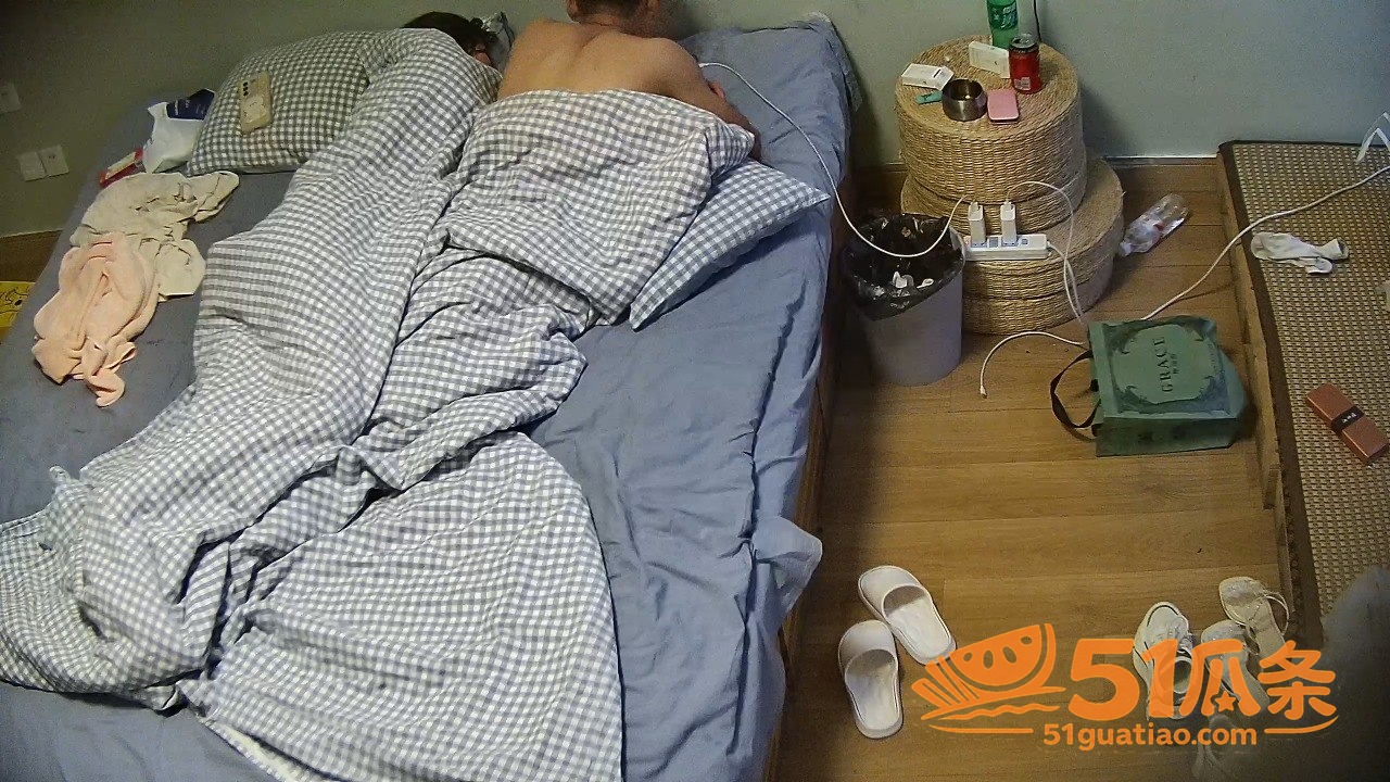 酒店情侣 开房突发奇相关图片5