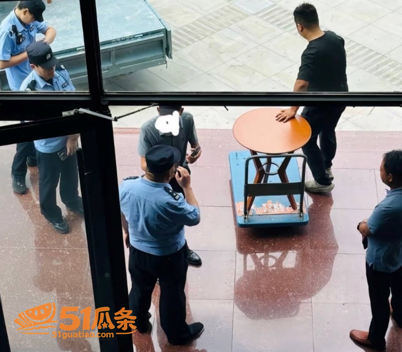 橙翼振兴 婚内聊骚睡相关图片23
