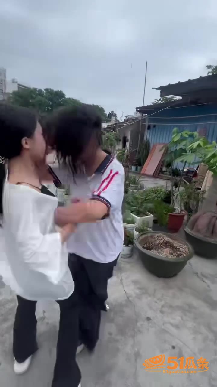精神小妹 普宁中学围相关图片5
