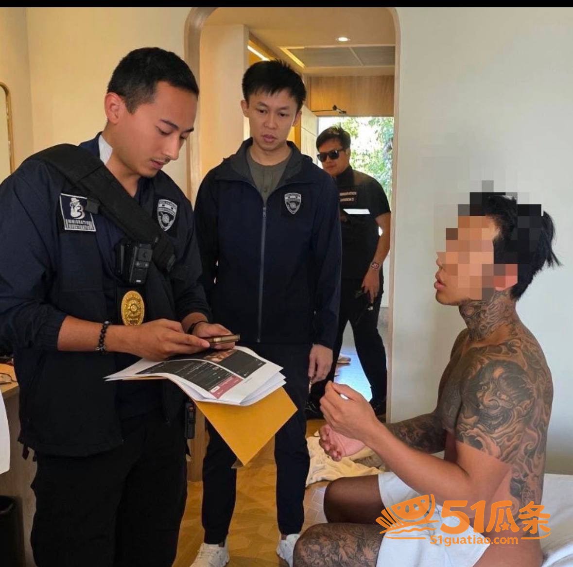 成人视频 Louis相关图片2