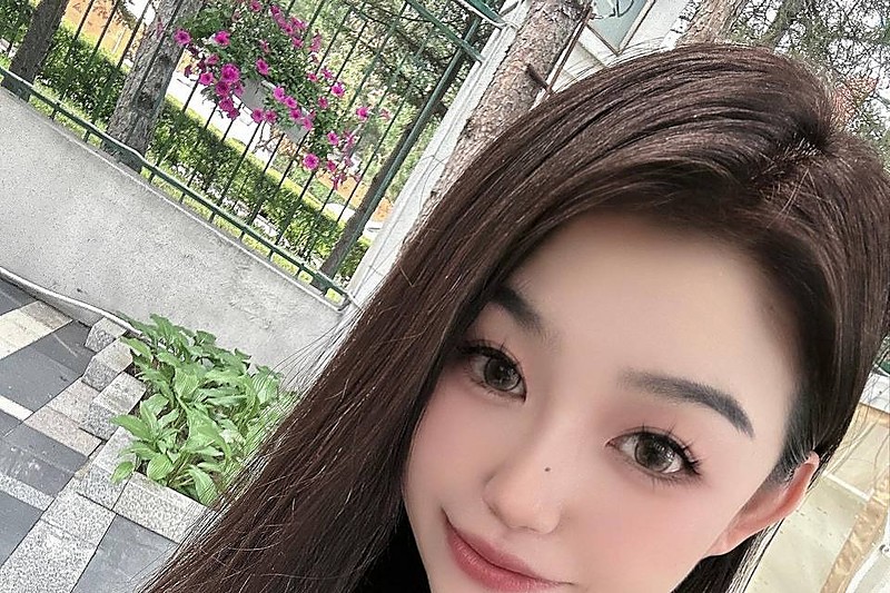 单思琪 康复学院系花私密视频流出 展现极致反差