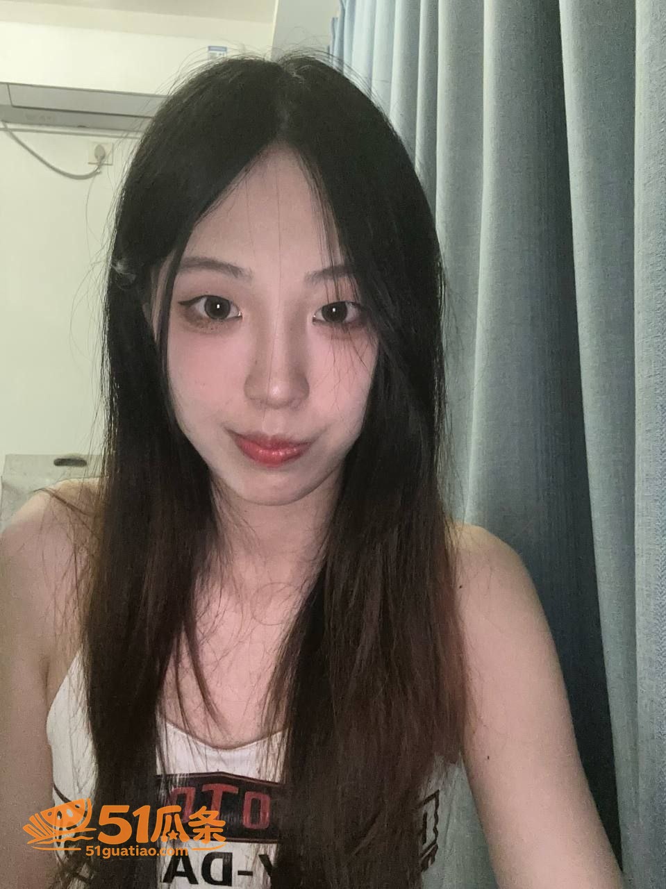 眼镜婊 叶梓晴 武汉相关图片6