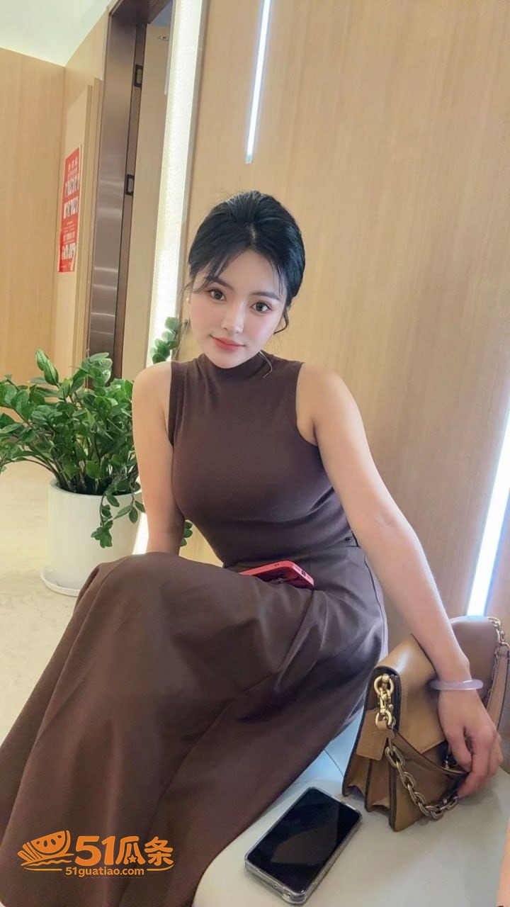 闪婚骗财 罗晓梅 1相关图片16