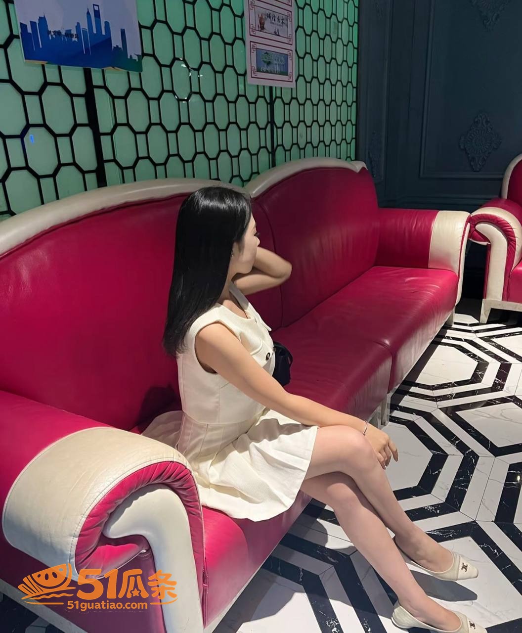 黄梦茹 酒店偷情尤总相关图片2