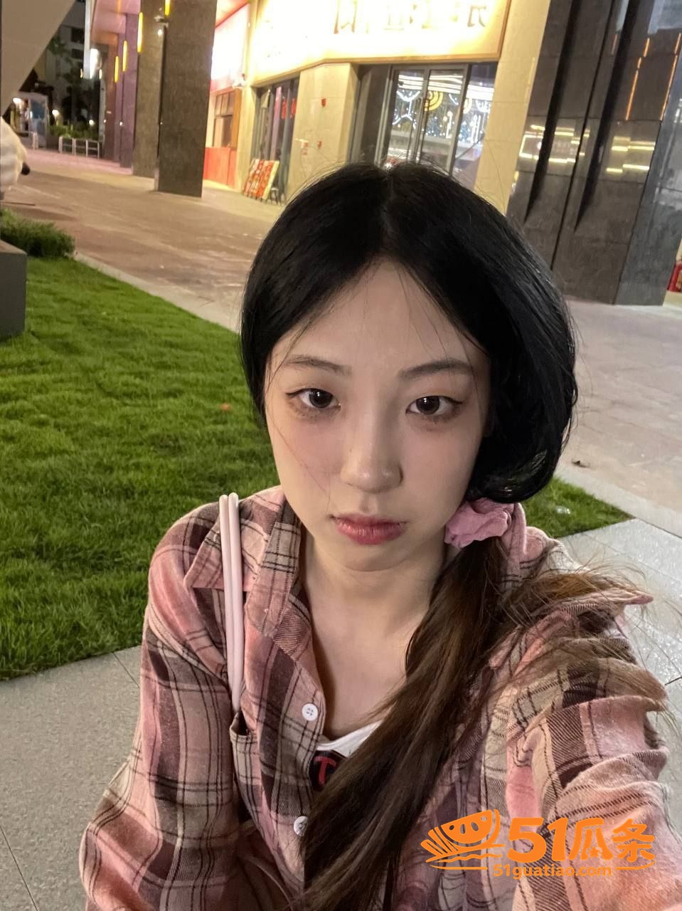 眼镜婊 叶梓晴 武汉相关图片3