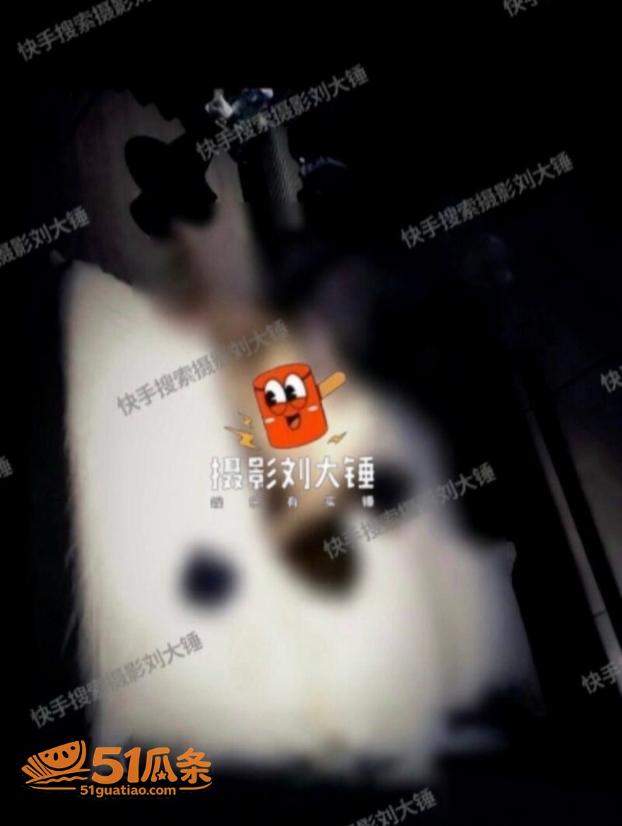 买超出轨 邵晴 挺孕相关图片36