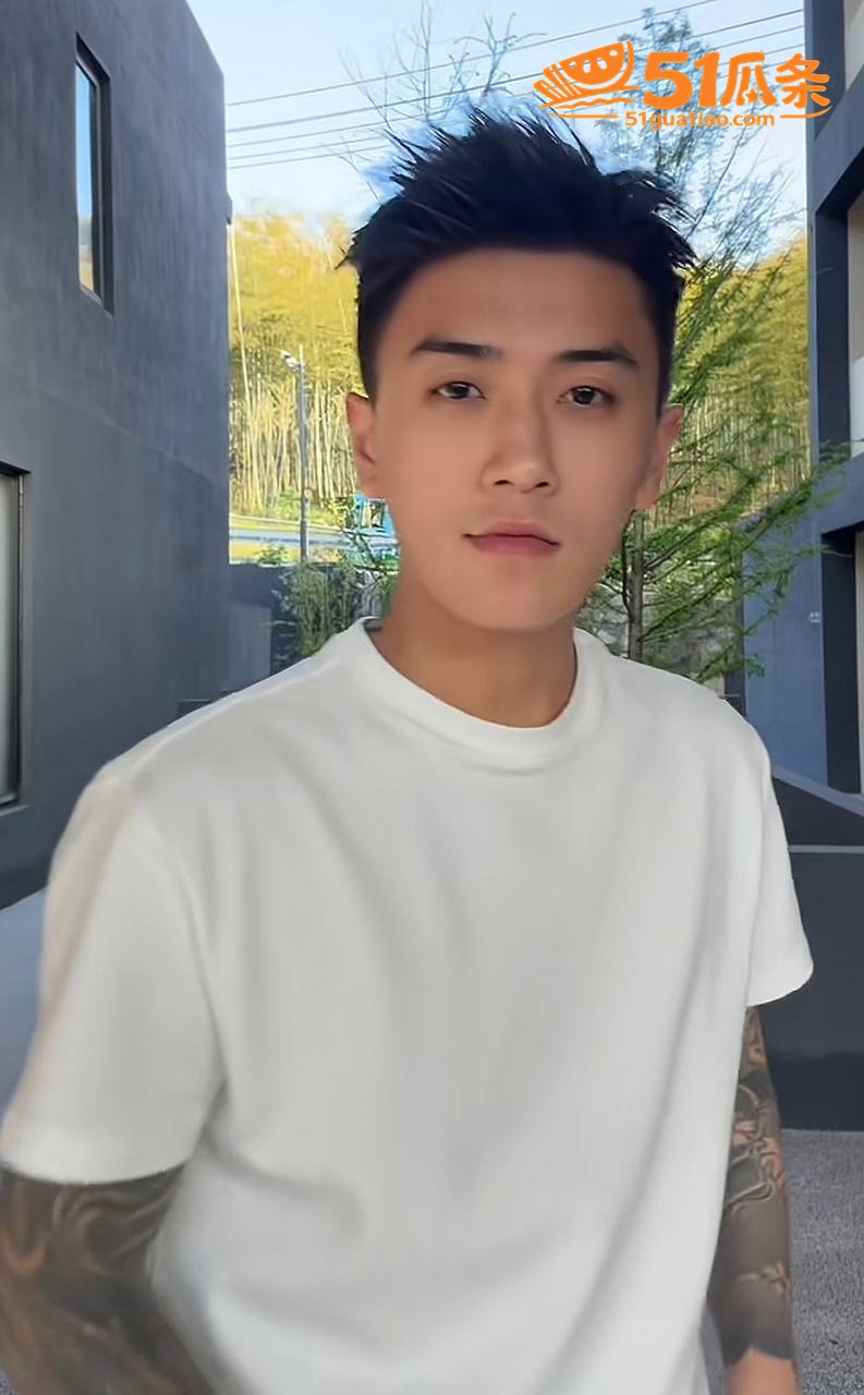 褒姒事件 任权 街头相关图片2