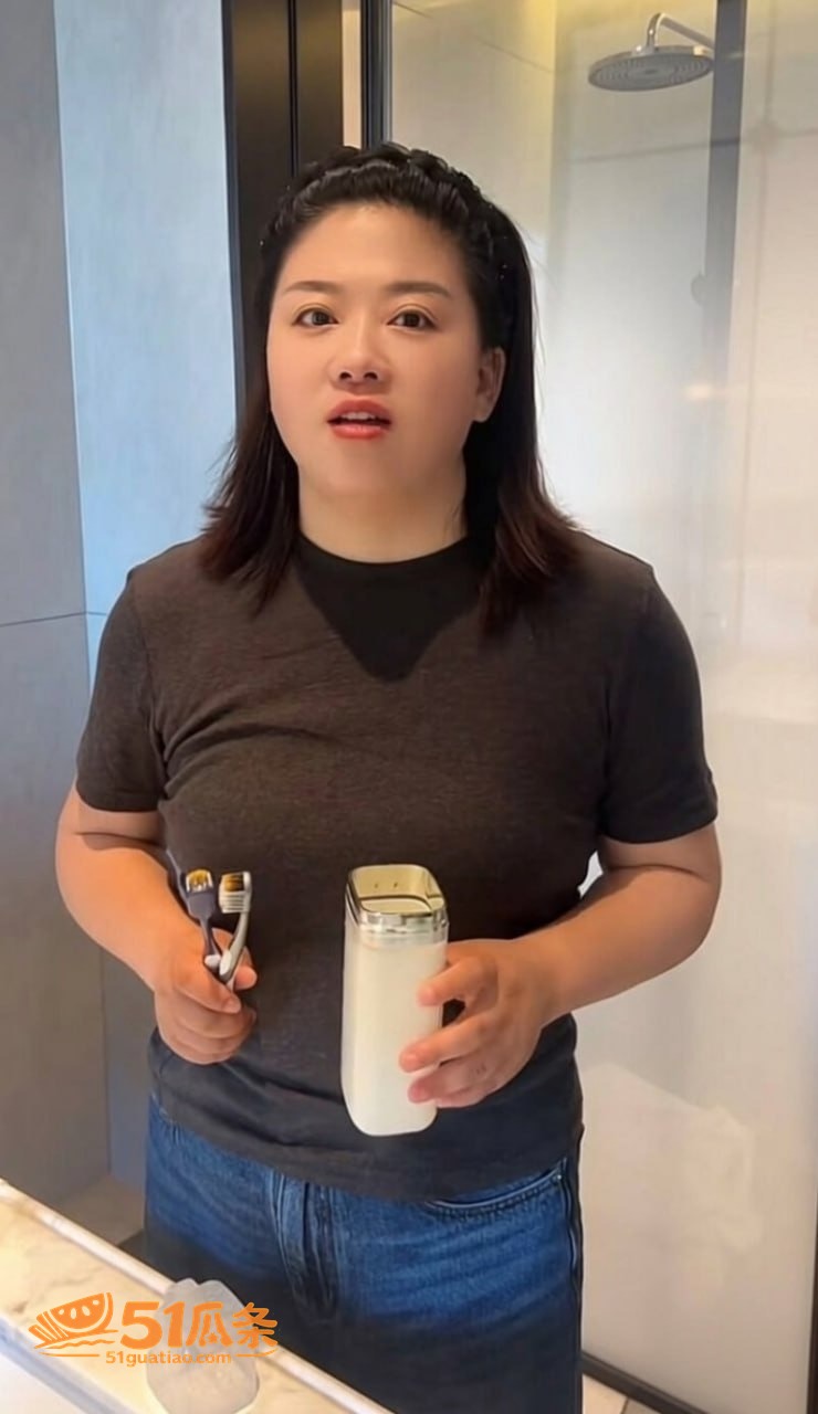 汤婆子 外孙离世带姘相关图片5