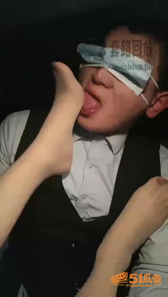 美女主播 户外勾引网相关图片4